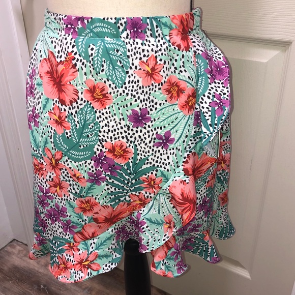 Lost and Wander flower power mini skirt NWT 0 - Picture 2 of 6